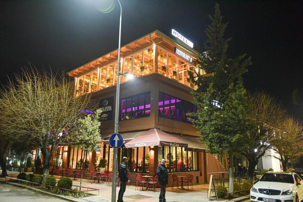Hotel Tomorri 3*